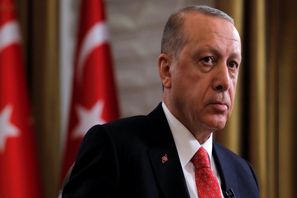 سيناتور أميركي يتوعد بمعاقبة أردوغان وطرده من سوريا.. ما السبب  