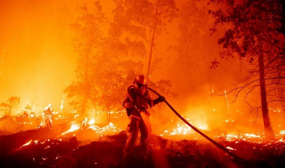 تحذيرات ومخاوف من تصاعد خطر الحرائق في كاليفورنيا 