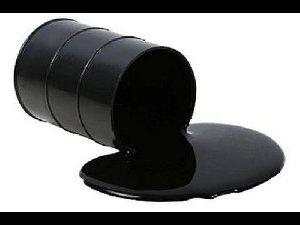 النفط يهوي بعد مخاوف بشأن الاقتصاد العالمي
