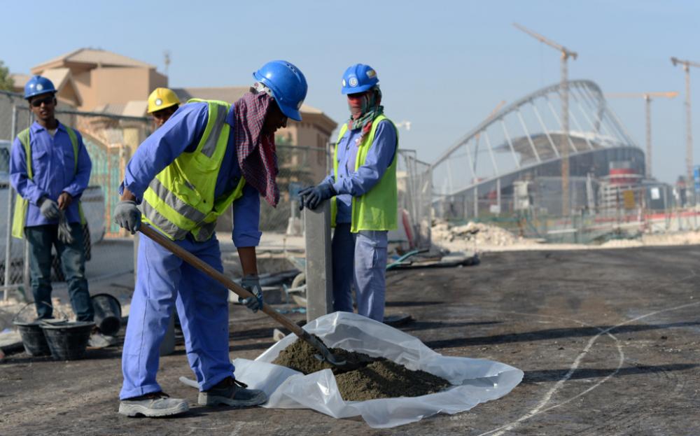 تفاصيل جديدة عن مأساة العمال في قطر