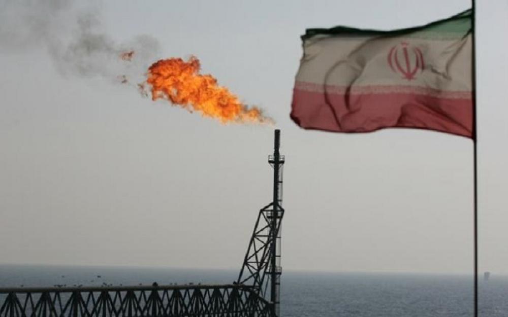 العقوبات الأمريكية.. تنعش نفط إيران !